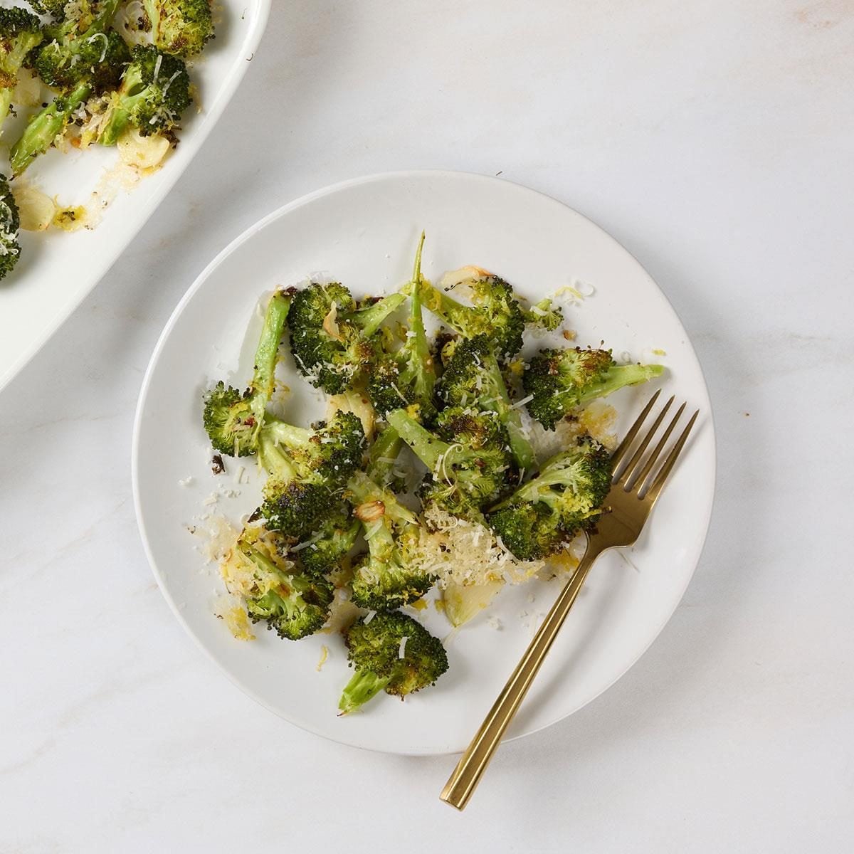 The Ultimate Parmesan Roasted Broccoli: Healthy Side for Any Meal
